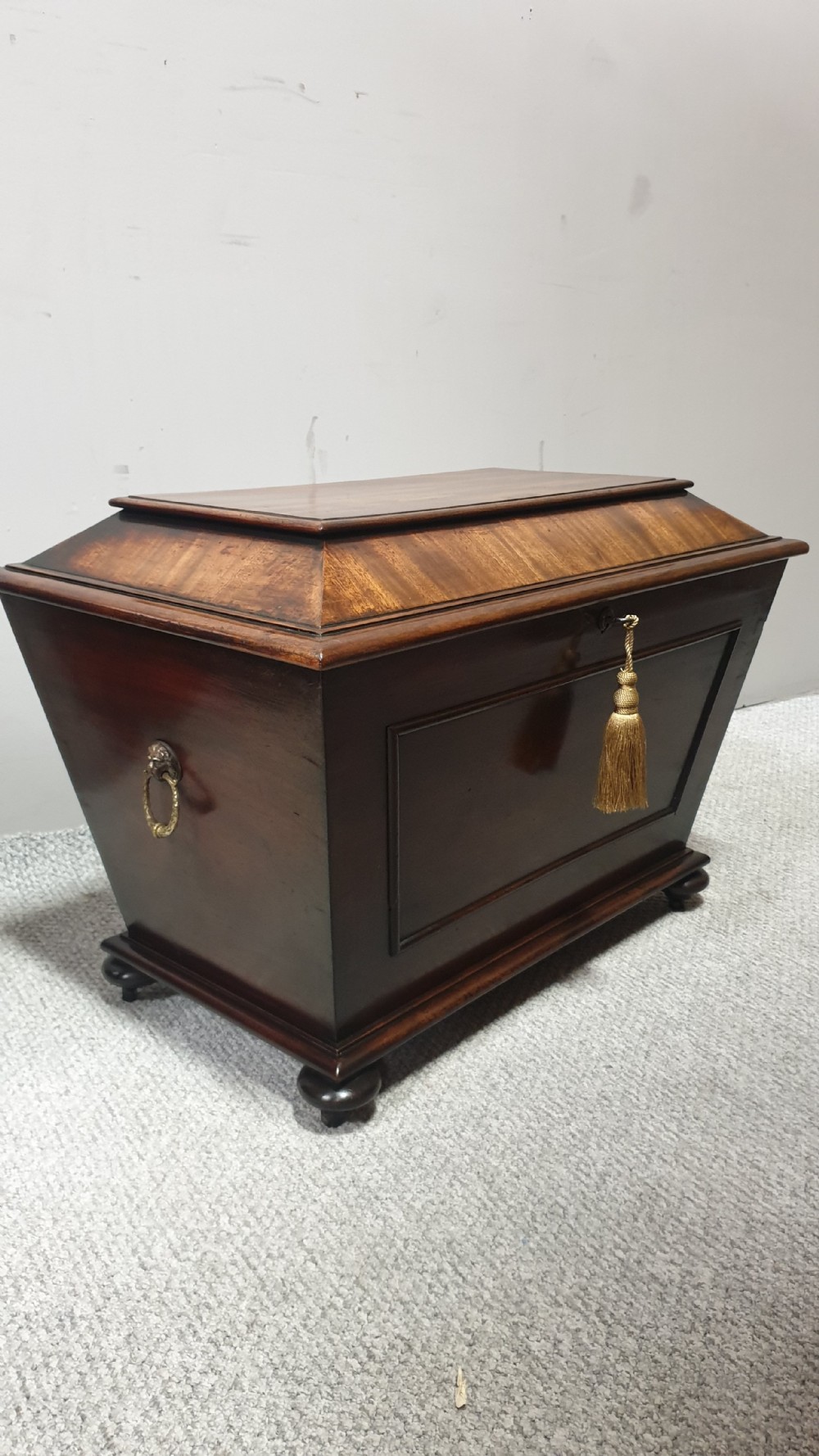 Regency Mahogany Wine Cooler Cellarette View IV
