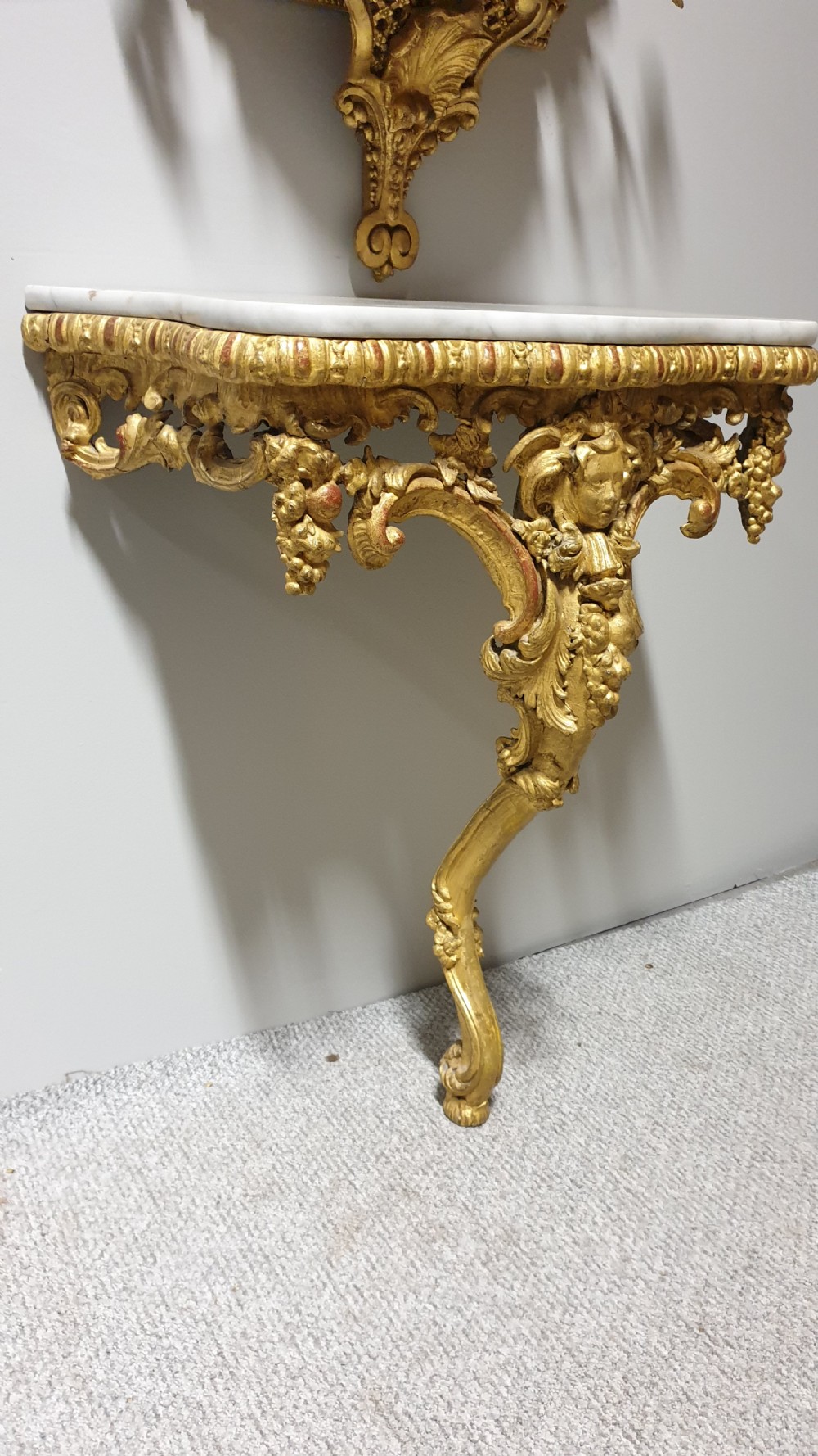 Outstanding C18th English Gilt Console Table and Mirror View VI