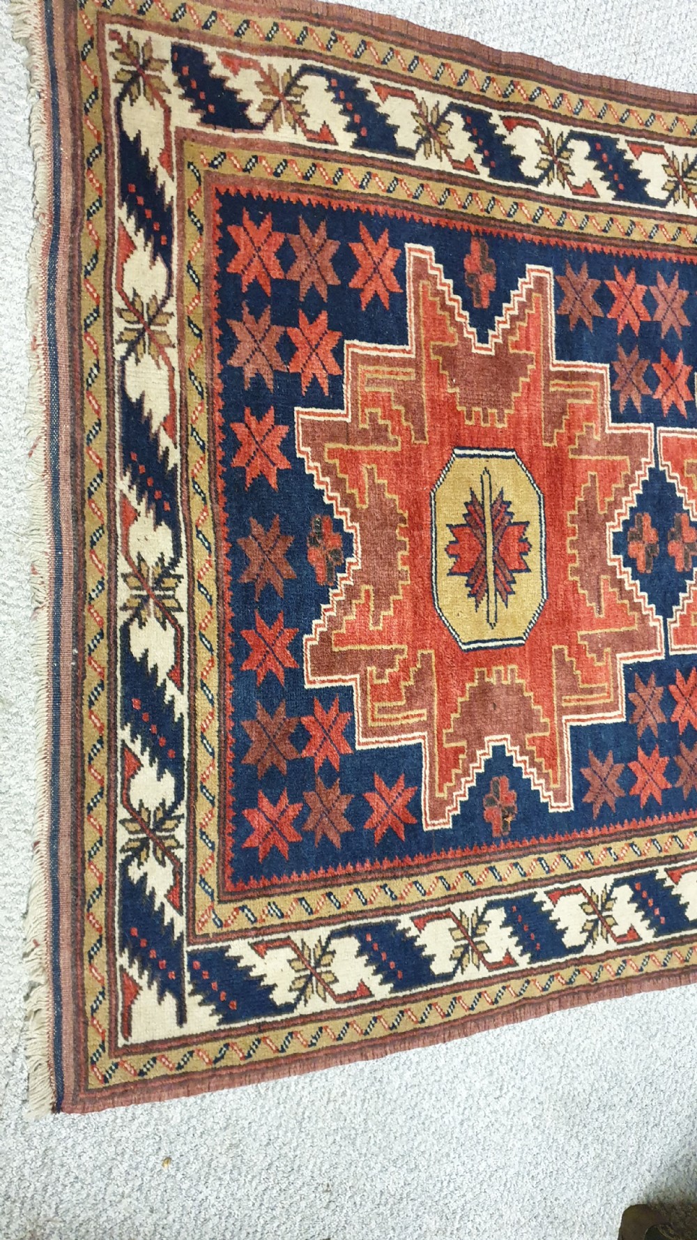 A Very Nice Geometric Runner View IV