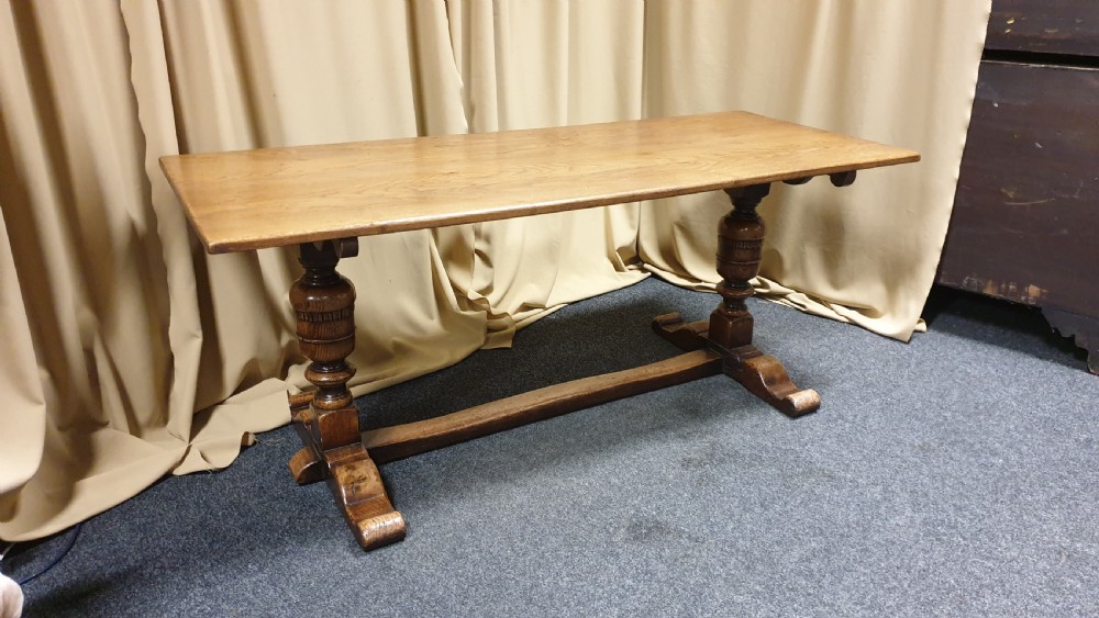 Very Nice Oak Refrectory Kitchen Table
