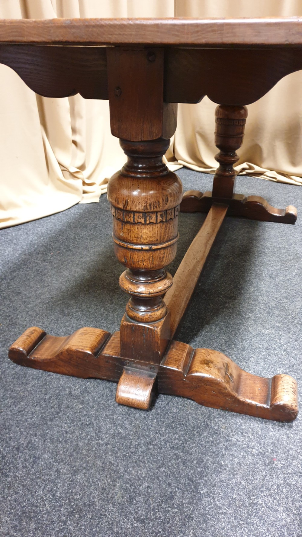 Very Nice Oak Refrectory Kitchen Table View VII
