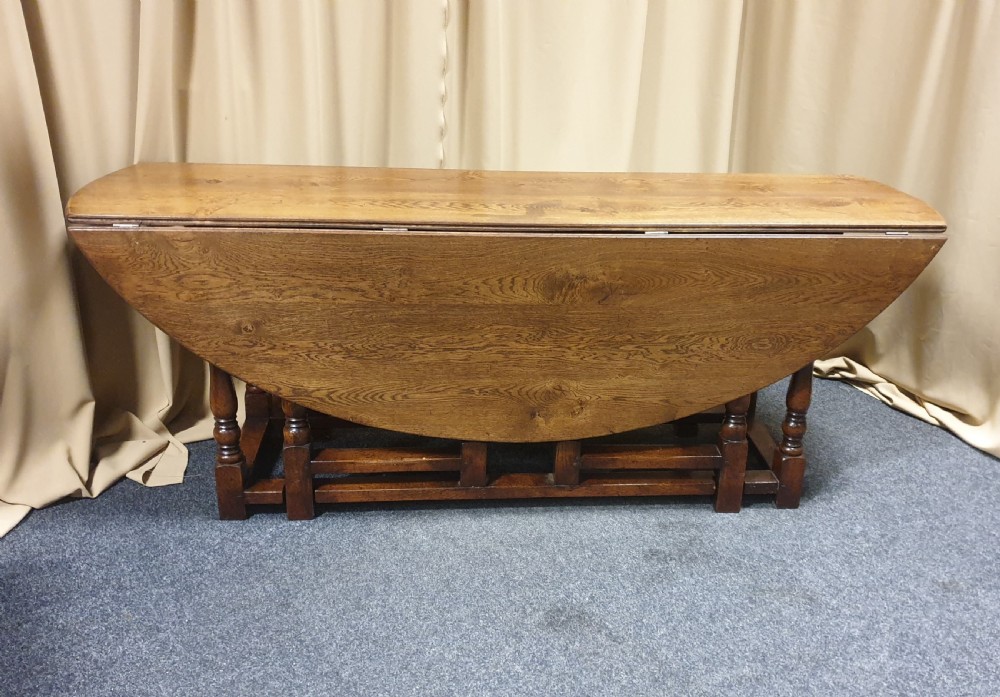 Superb 10/12 seat Oak Drop Leaf Wake table View II