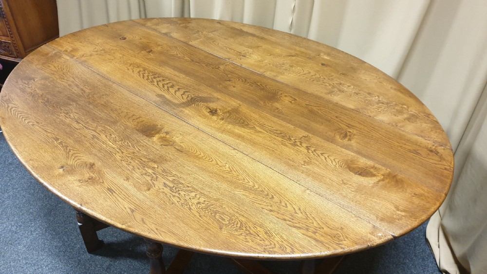 Superb 10/12 seat Oak Drop Leaf Wake table View IX