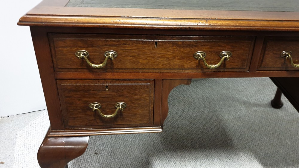 Freestanding Mahogany Desk View IX