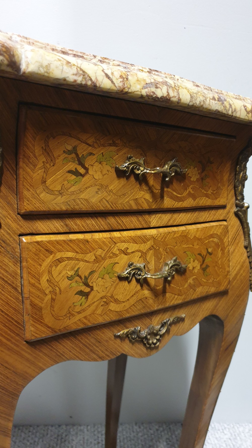 Superior Pair French Kingwood Bedside Chests of Drawers View VIII