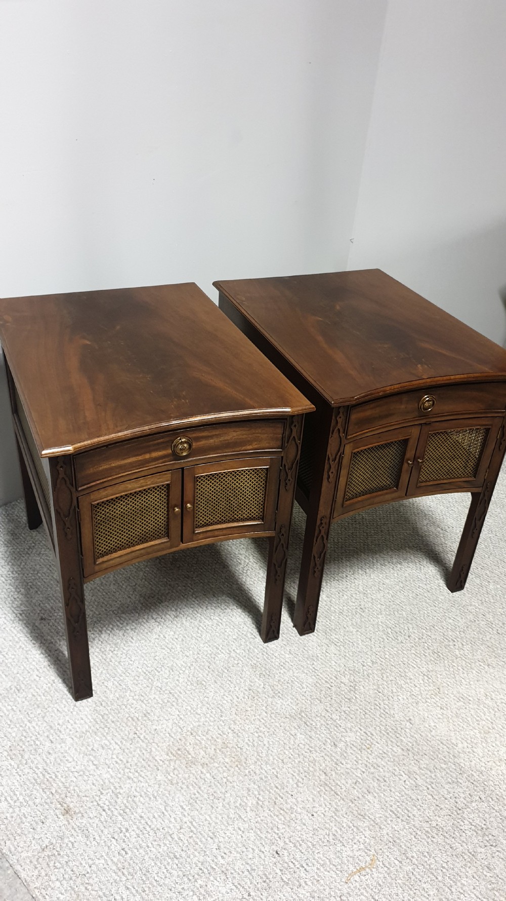 Very Good Pair Mahogany Bedside Cabinets View XI