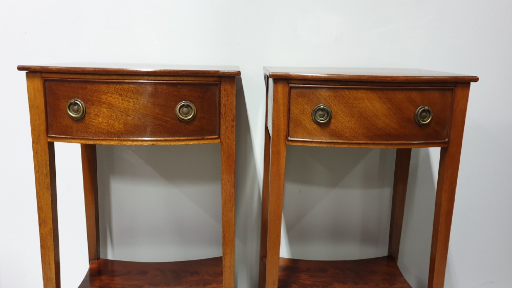 Very Good Pair Mahogany Bedside Lamp Tables View II