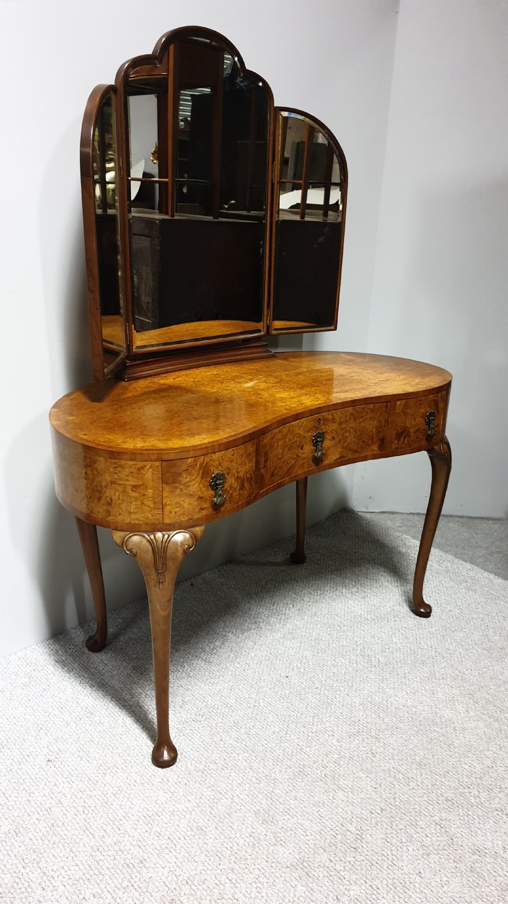 Superb Burr Walnut Dressing Table View IV