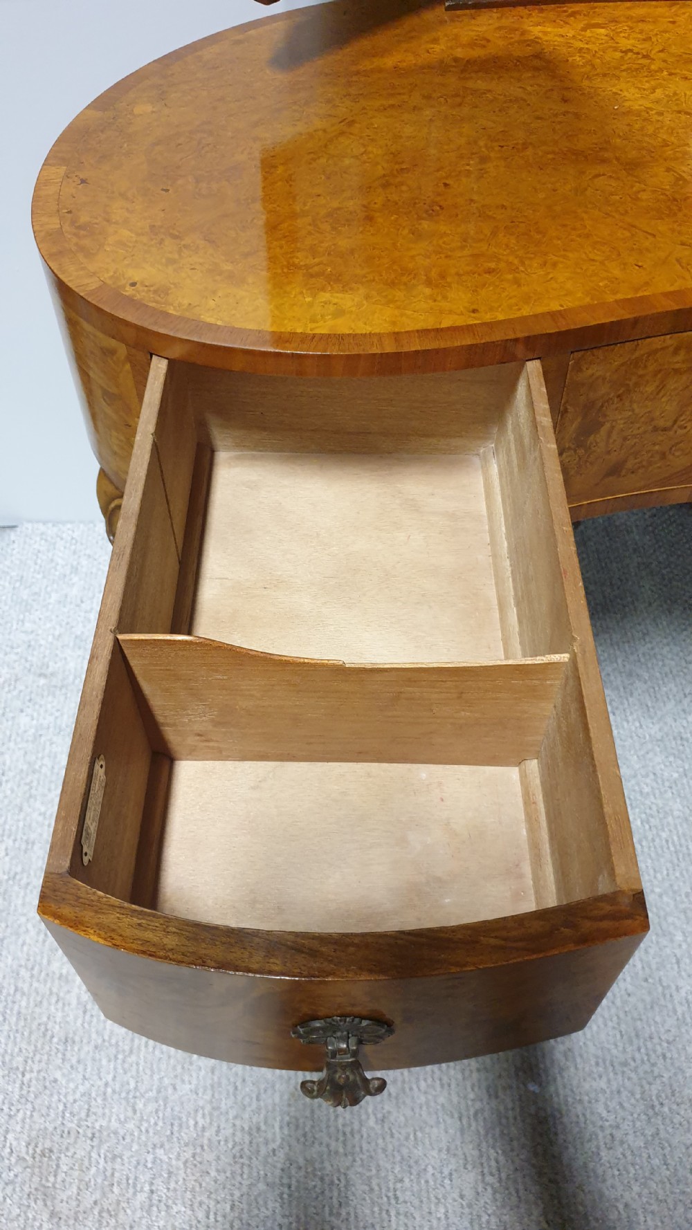 Superb Burr Walnut Dressing Table View VI