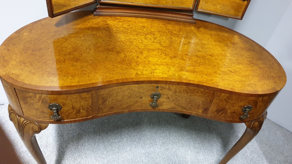 Superb Burr Walnut Dressing Table View VII