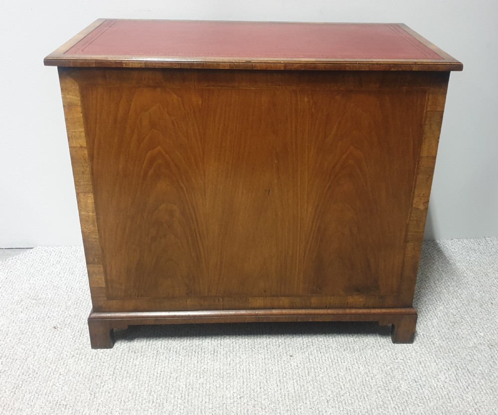 Queen  Anne Burr Walnut Desk View XI