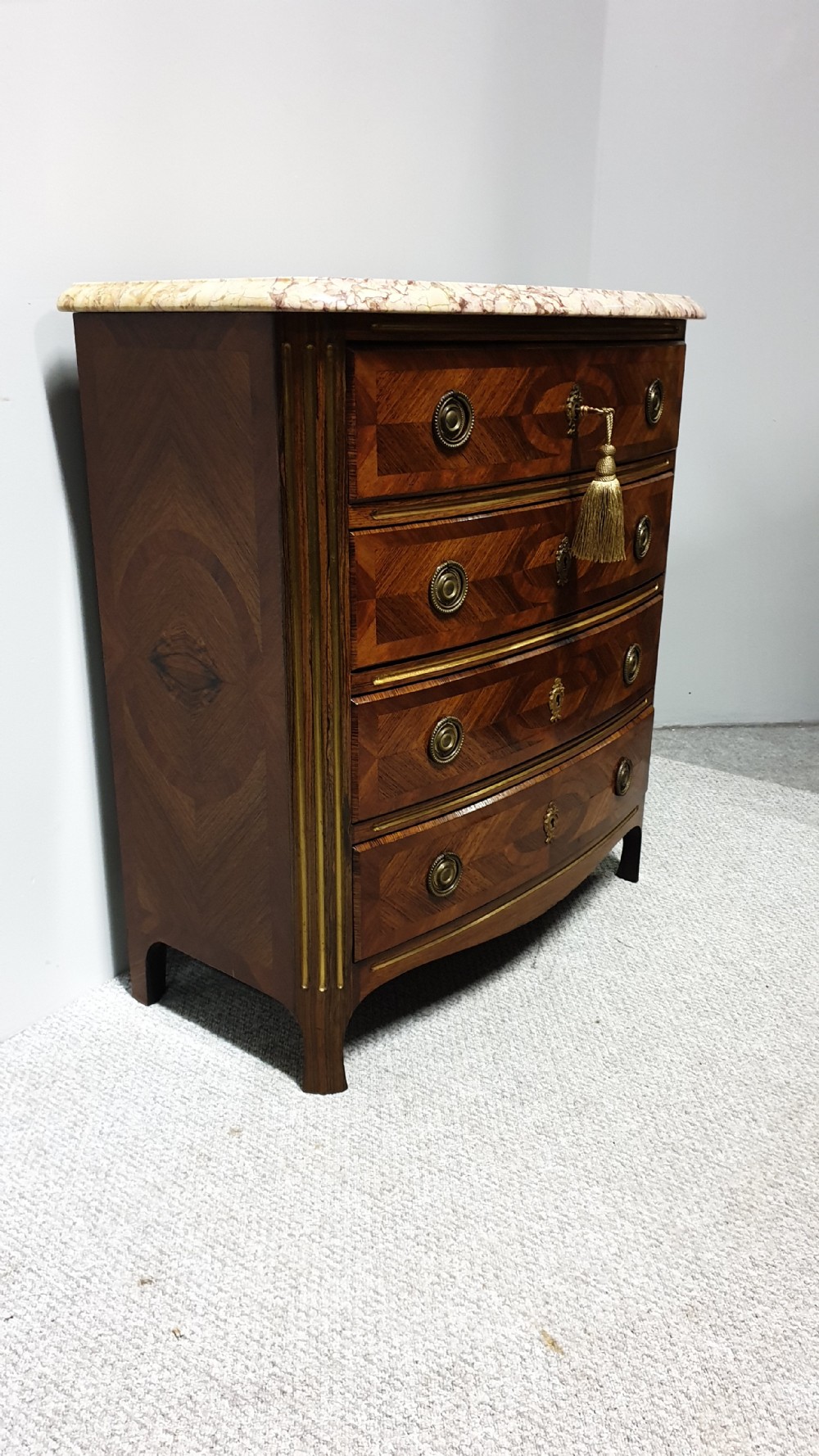 French Bow Front Commode Chest of Drawers of Small Proportions View VI