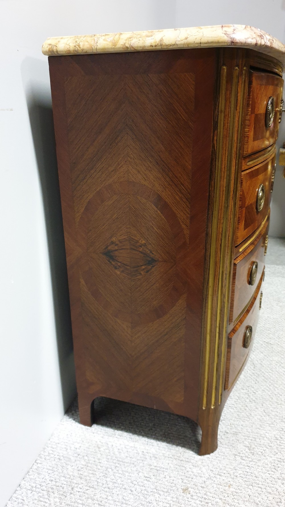 French Bow Front Commode Chest of Drawers of Small Proportions View VII