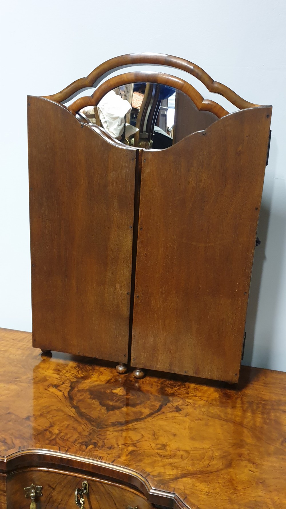 Outstanding Burr Walnut Dressing Table View VI