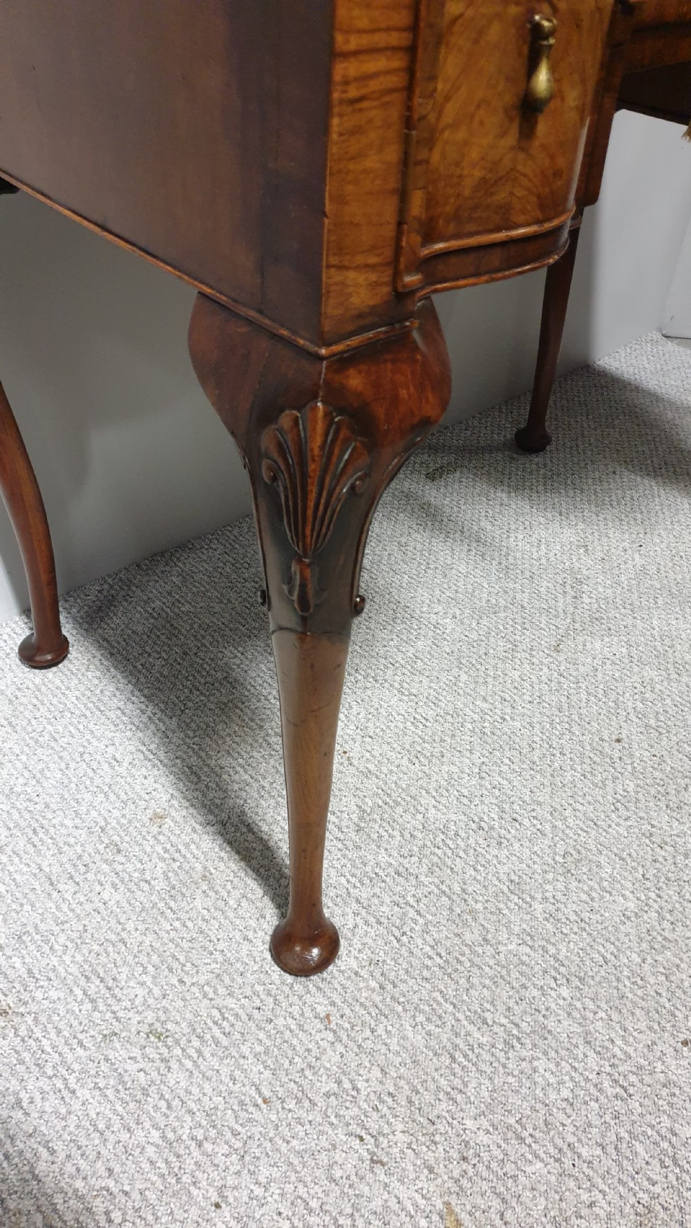Outstanding Burr Walnut Dressing Table View XVI