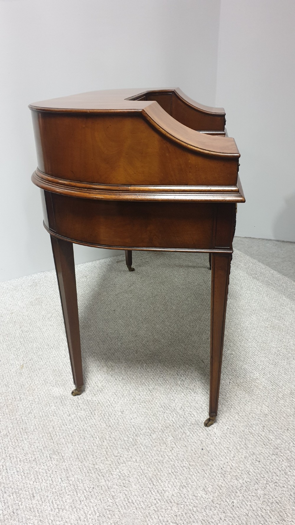 Top Quality Mahogany Carlton House Desk View XIV
