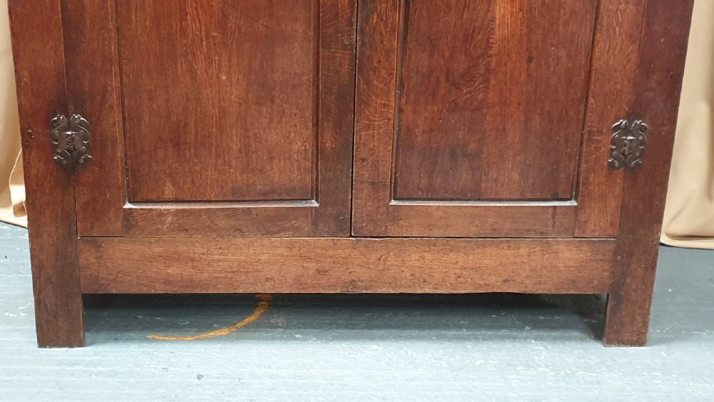 C18th Oak Hall Wardrobe View IV