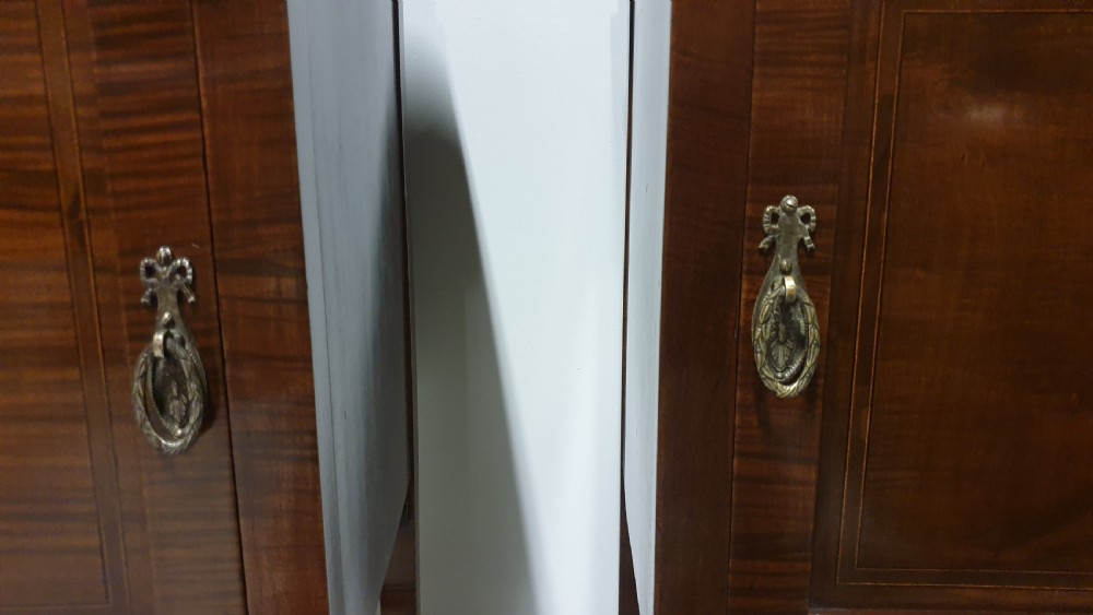 Very Nice Pair Mahogany Bedside Cabinets View VI