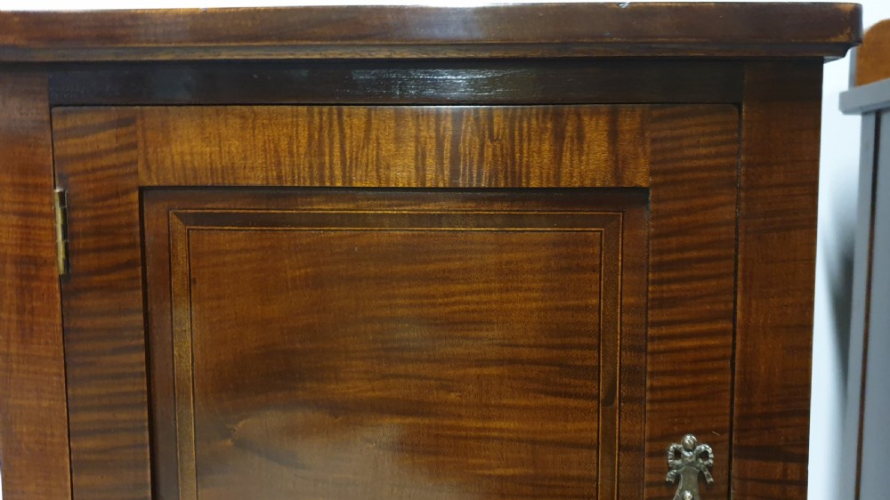 Very Nice Pair Mahogany Bedside Cabinets View VII