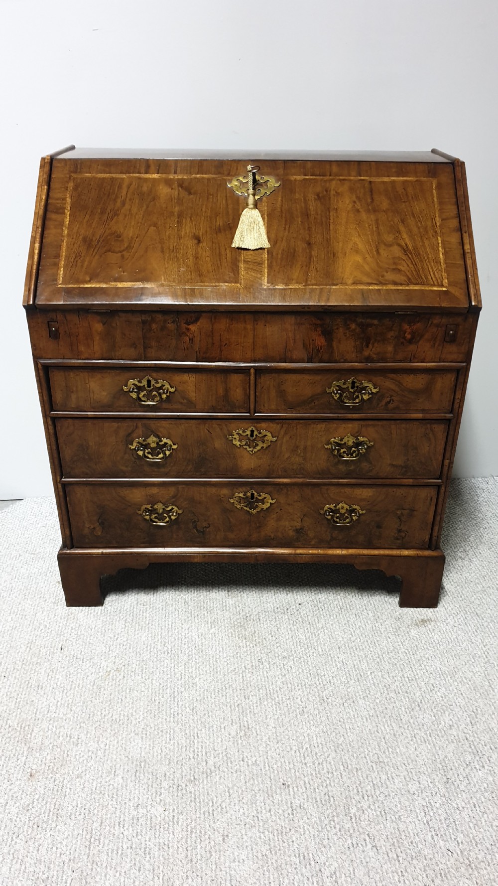 C18th Walnut Bureau View V