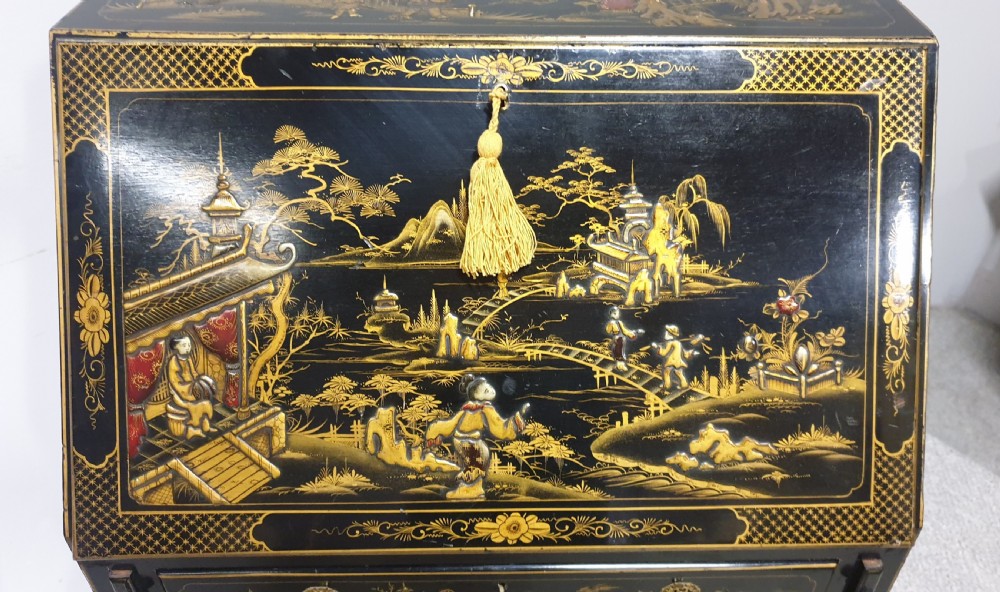Outstanding Chinoiserie Bureau View IV