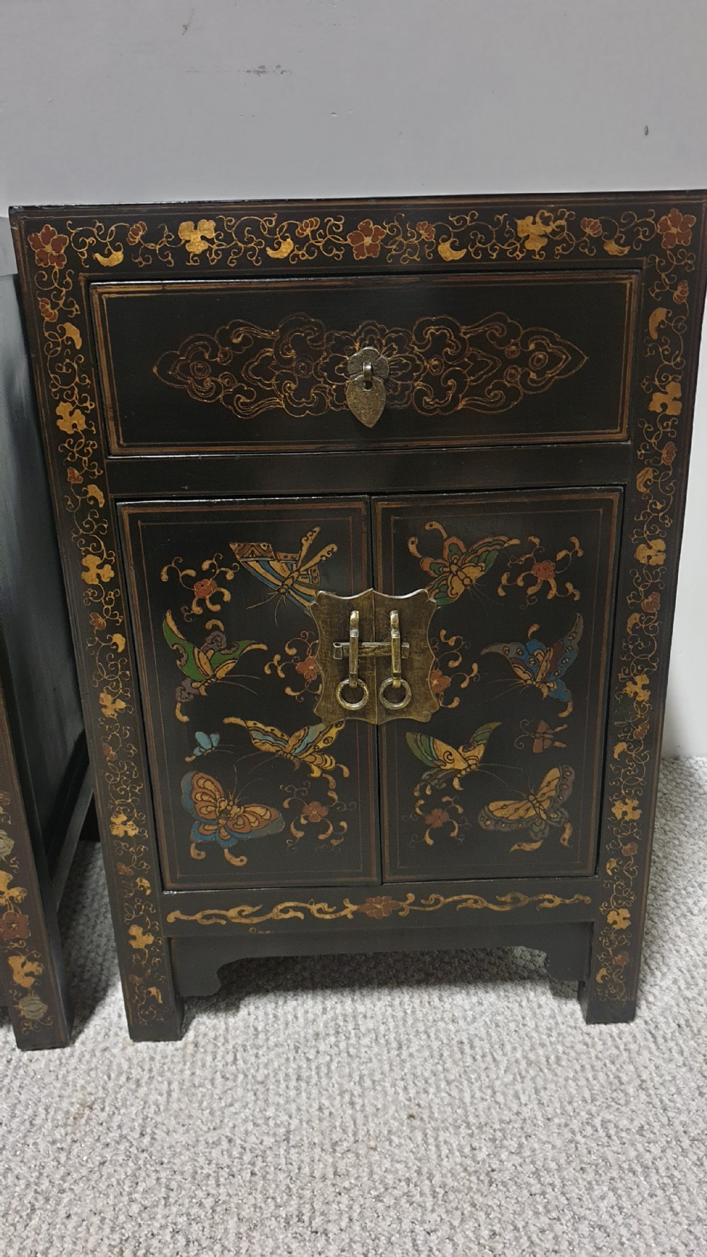 Very Nice Pair Oriental Bedside Lamp Cabinets View IV