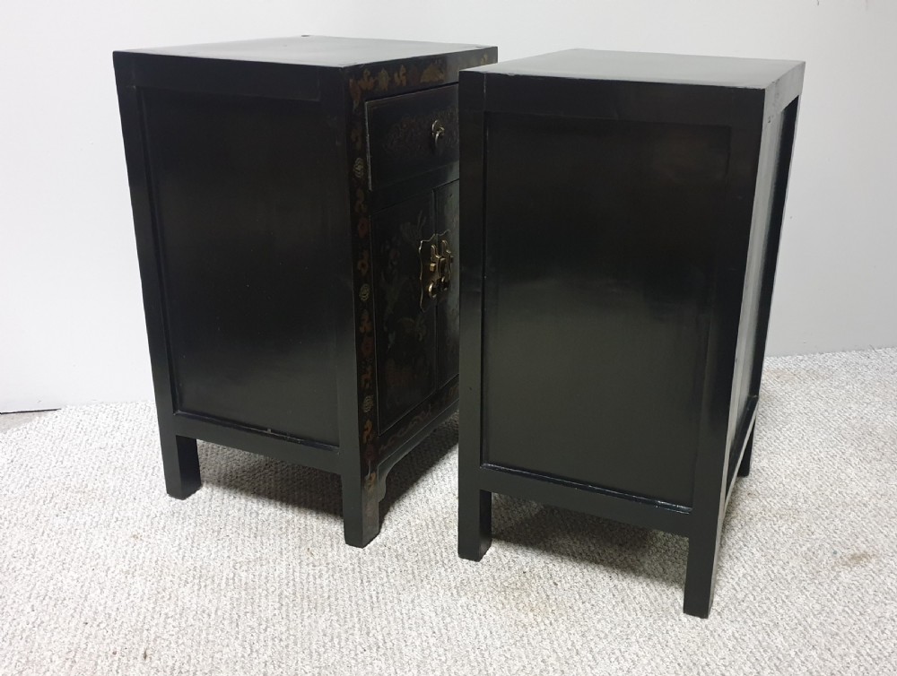 Very Nice Pair Oriental Bedside Lamp Cabinets View VI