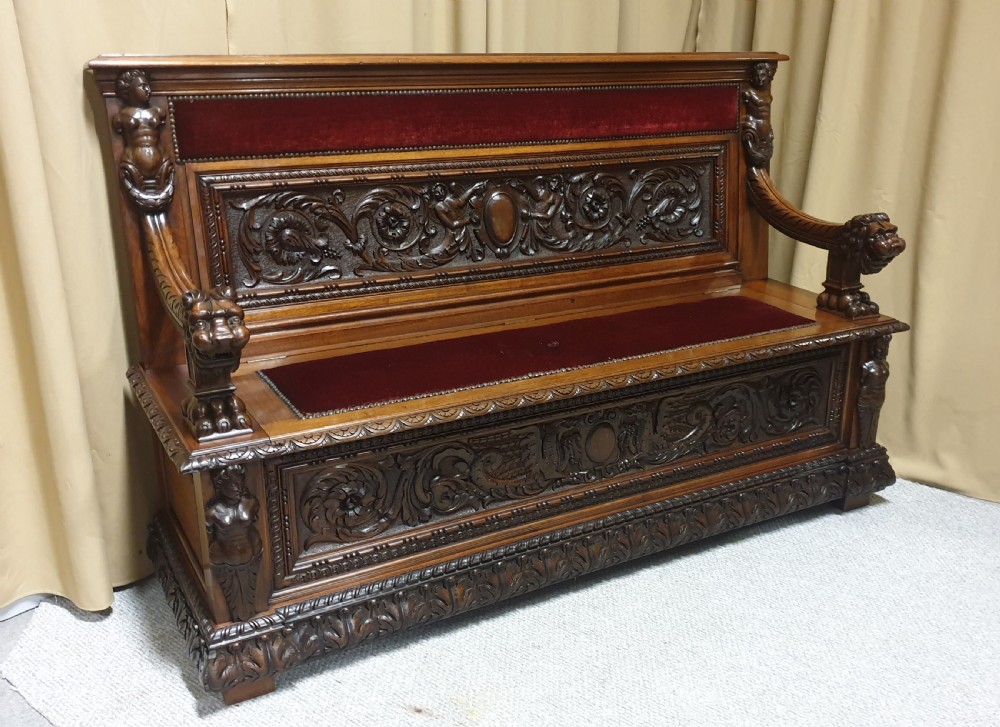 Magnificent Walnut Bench 'Gillows of lancaster' View II
