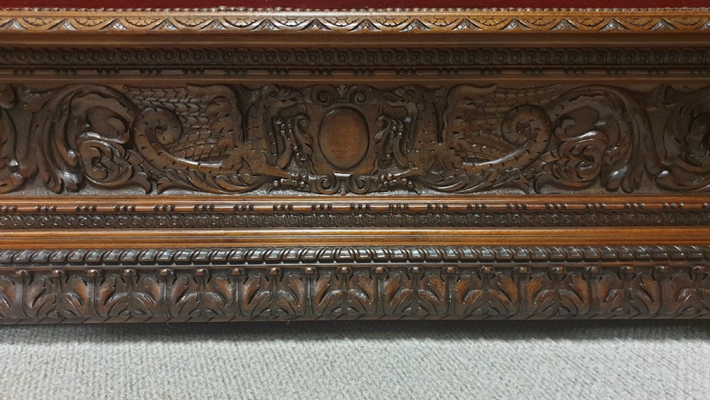Magnificent Walnut Bench 'Gillows of lancaster' View IX