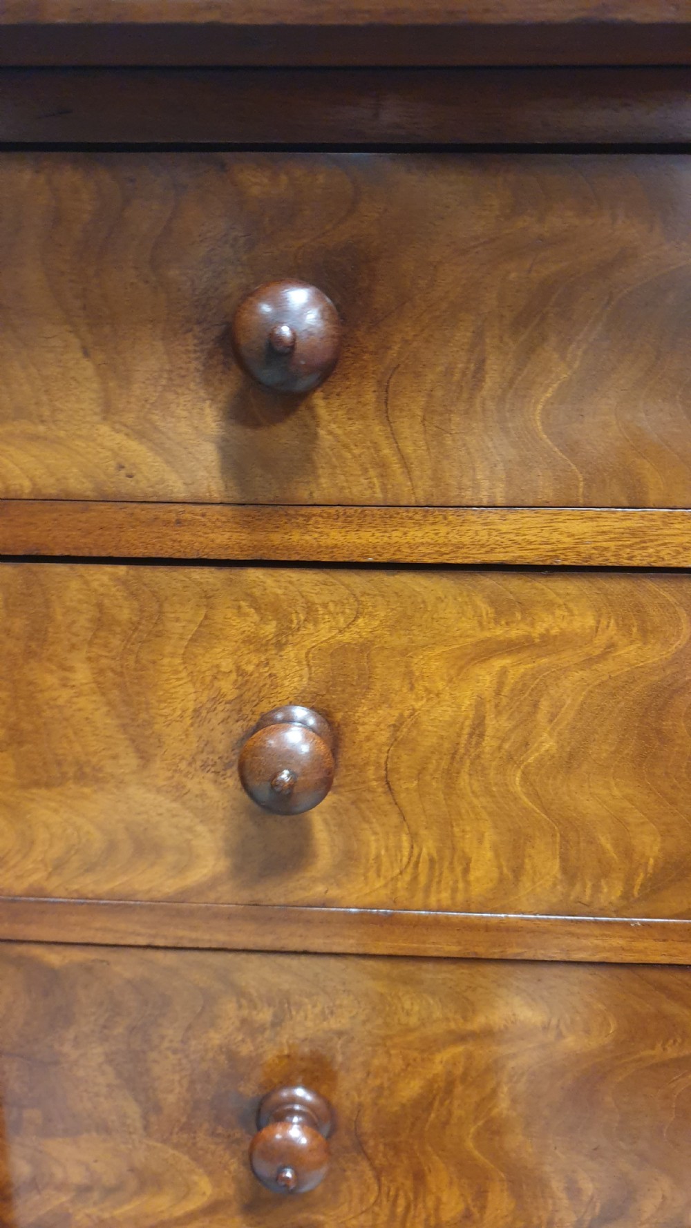 Top Quality Victorian Mahogany Wellington Chest of Drawers View IV
