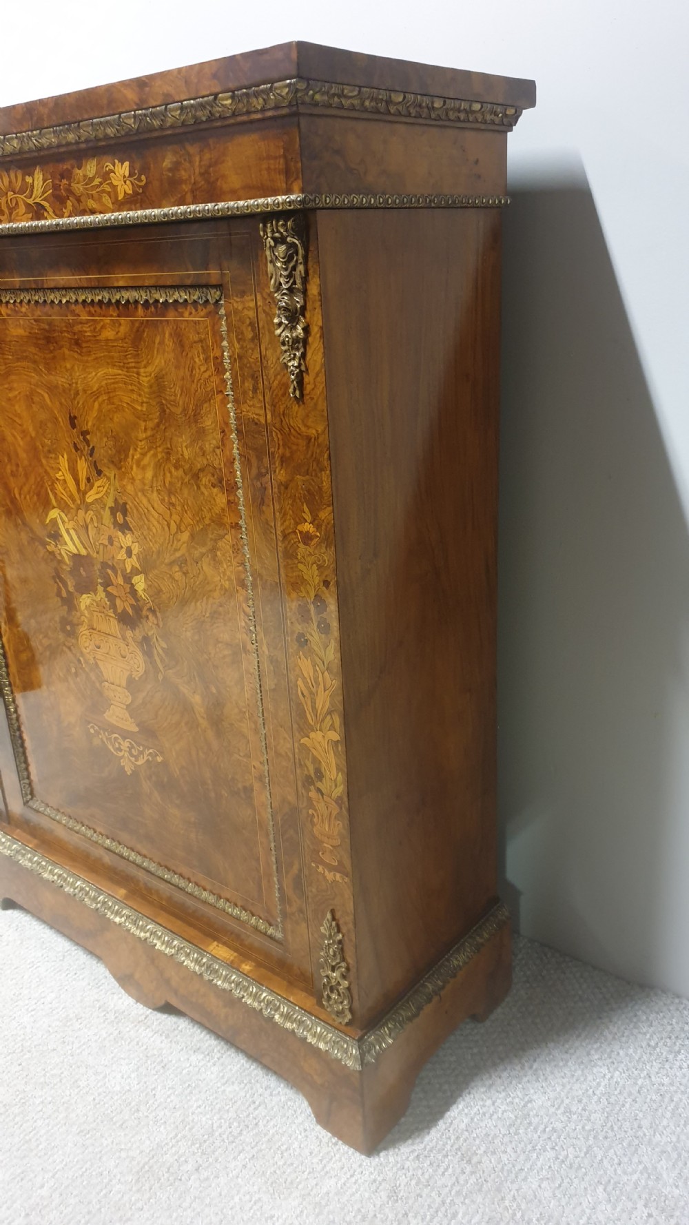 Fabulous Burr Walnut Cabinet View X