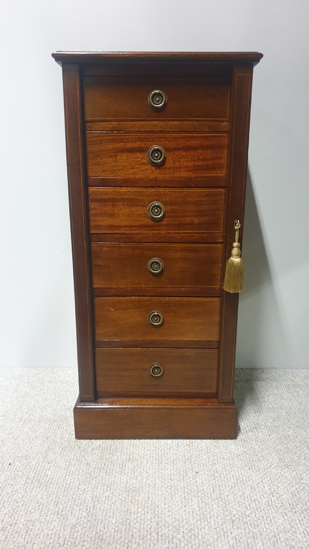 Excellent Quality Mahogany Inlaid Wellington Chest of Drawers