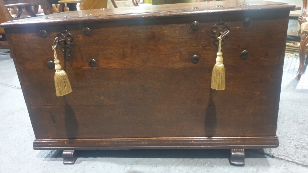 Double Lock Oak Coffer View II