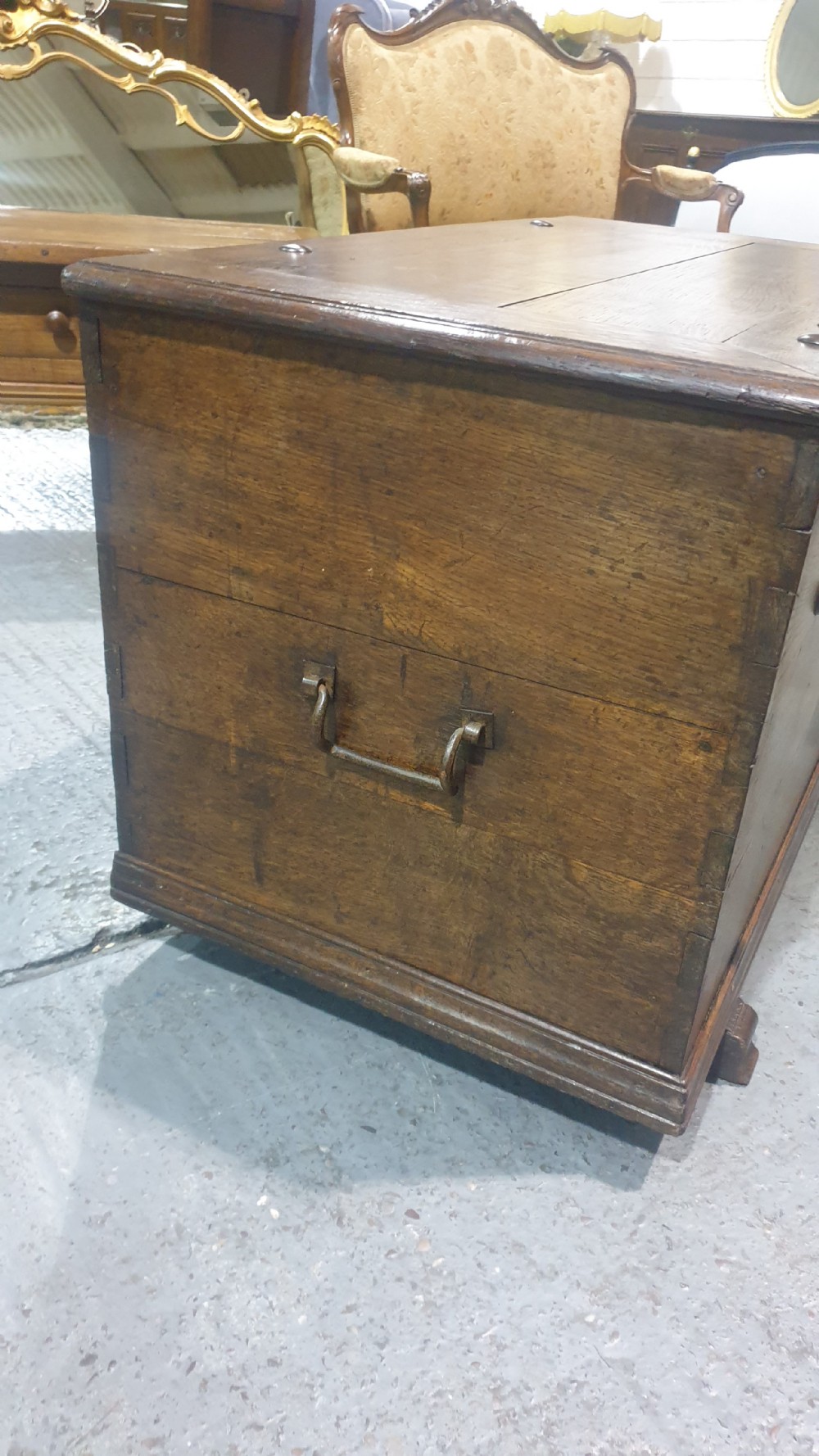 Double Lock Oak Coffer View IV