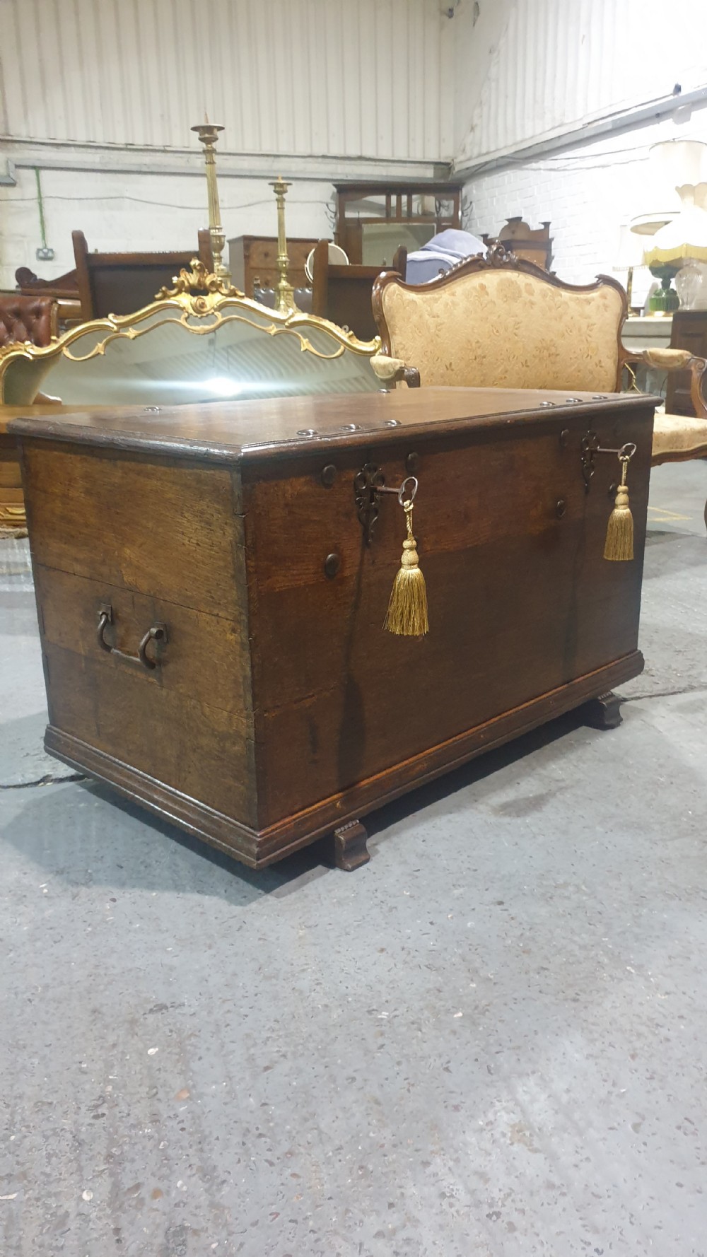 Double Lock Oak Coffer View V