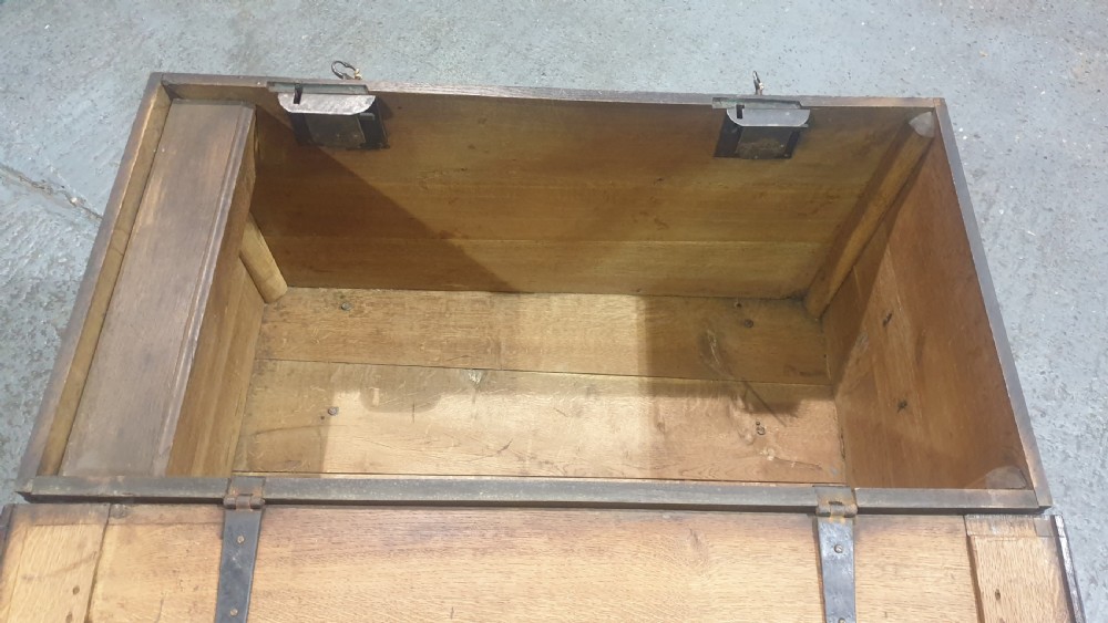 Double Lock Oak Coffer View IX