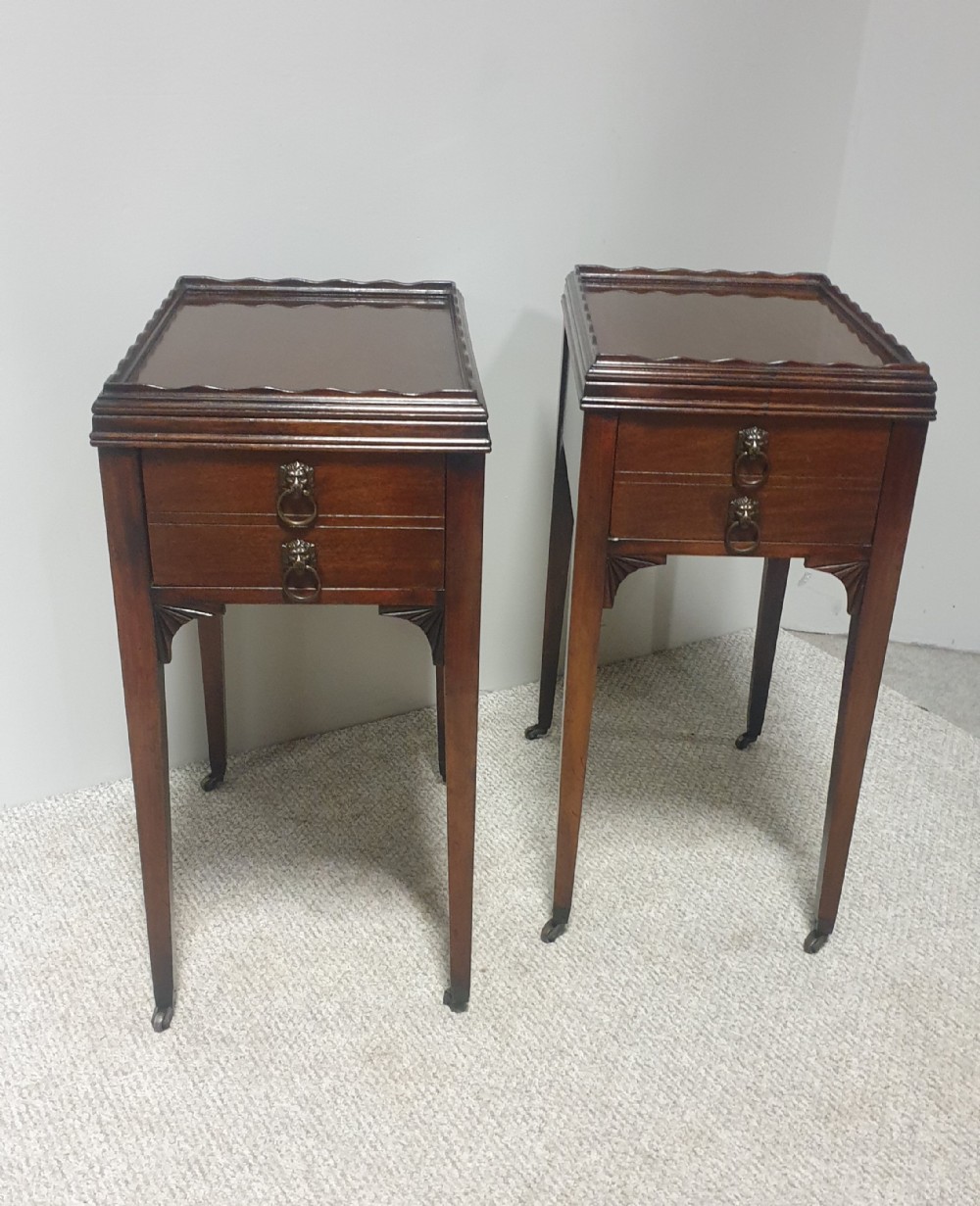 Super Pair Mahogany Bedside Lamp Tables