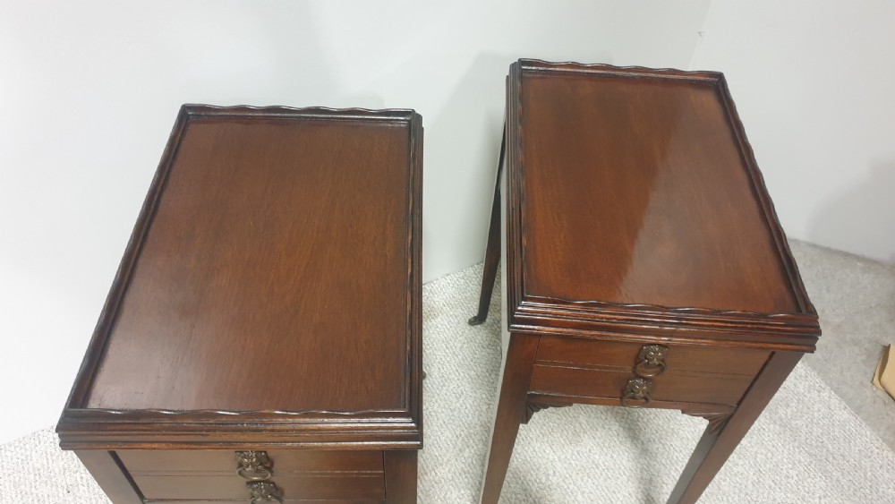 Super Pair Mahogany Bedside Lamp Tables View IV