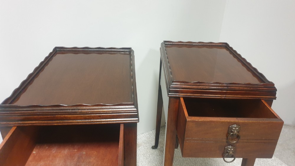 Super Pair Mahogany Bedside Lamp Tables View VI