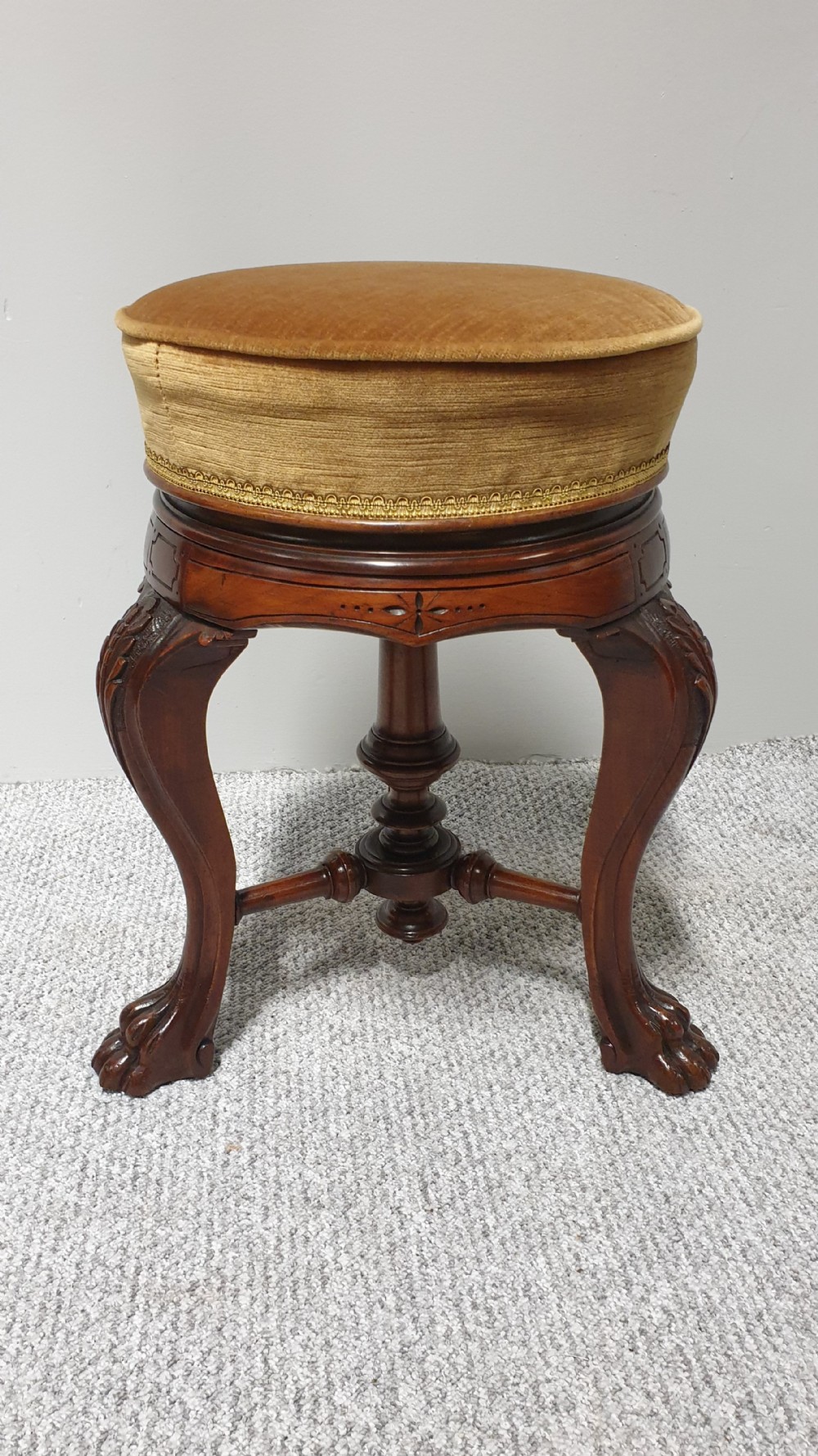 Superb Mahogany Piano Stool