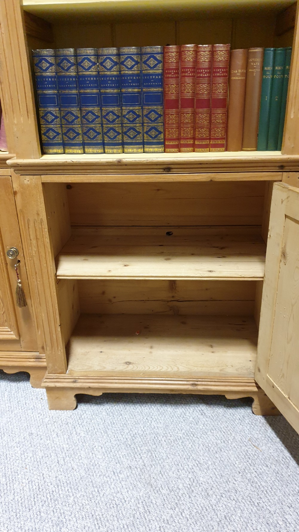 Outstanding Regency Style Breakfront Pine Bookcase c.1930 View V