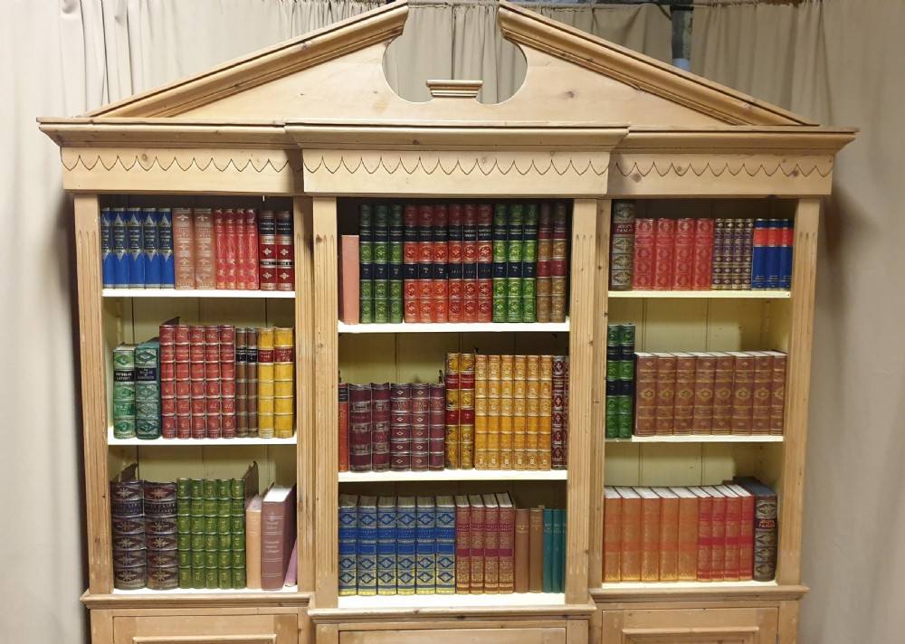 Outstanding Regency Style Breakfront Pine Bookcase c.1930 View VI