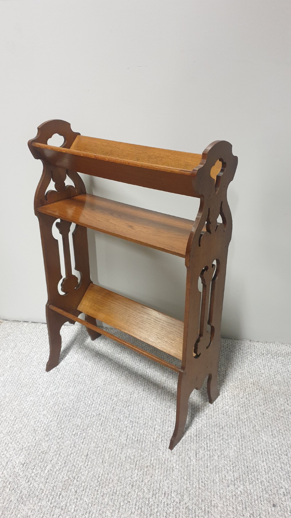 Arts and Crafts Oak Book Trough View VI