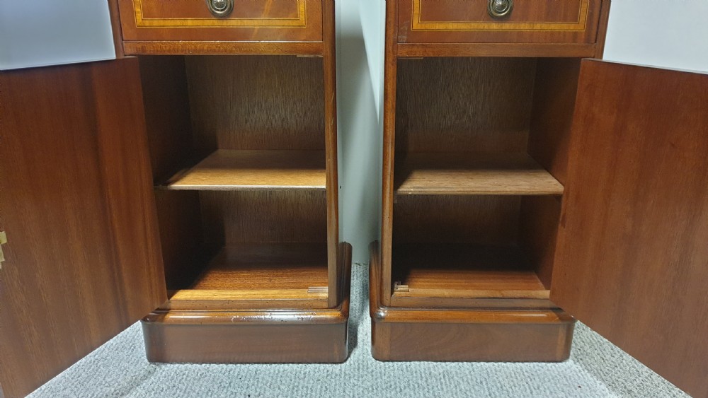 Pair Mahogany Inlaid Bedside Lamp Cabinets View VII
