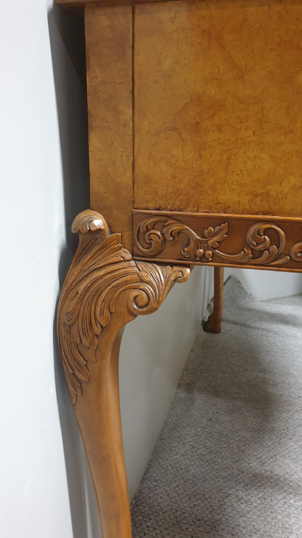 Superb Quality Burr Walnut Sideboard View XII
