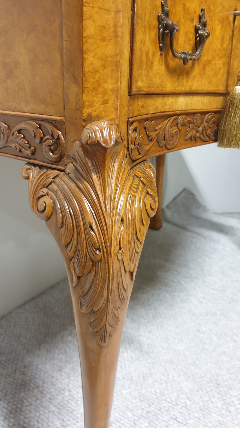 Superb Quality Burr Walnut Sideboard View XIV