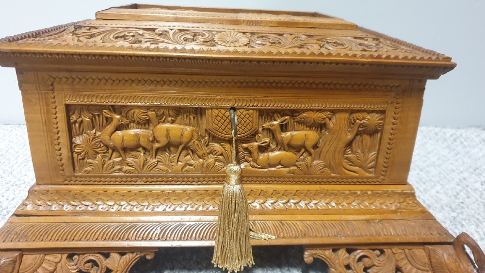 Wonderful Asian Carved Jewellery Casket View IV
