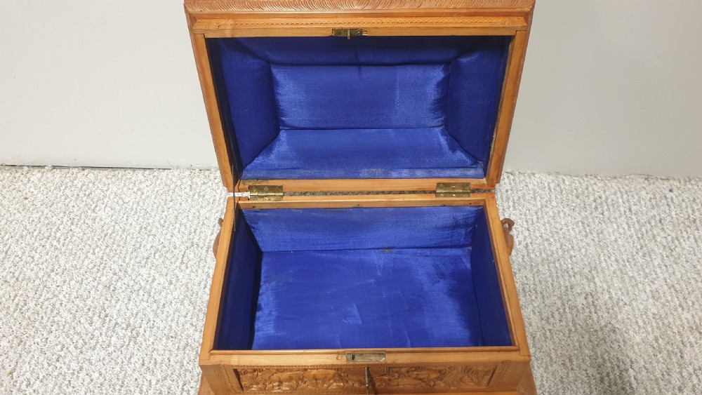 Wonderful Asian Carved Jewellery Casket View XI