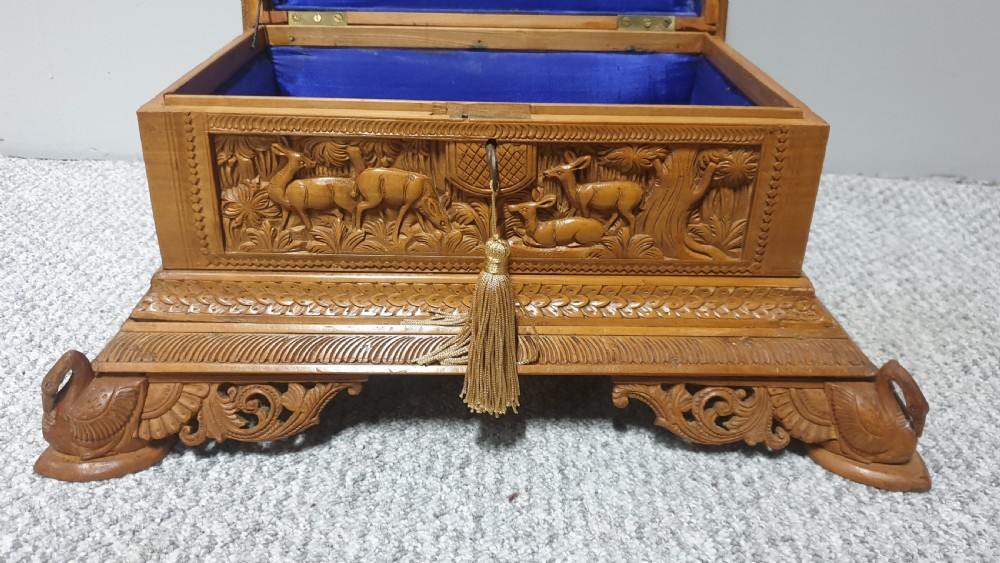 Wonderful Asian Carved Jewellery Casket View XIII