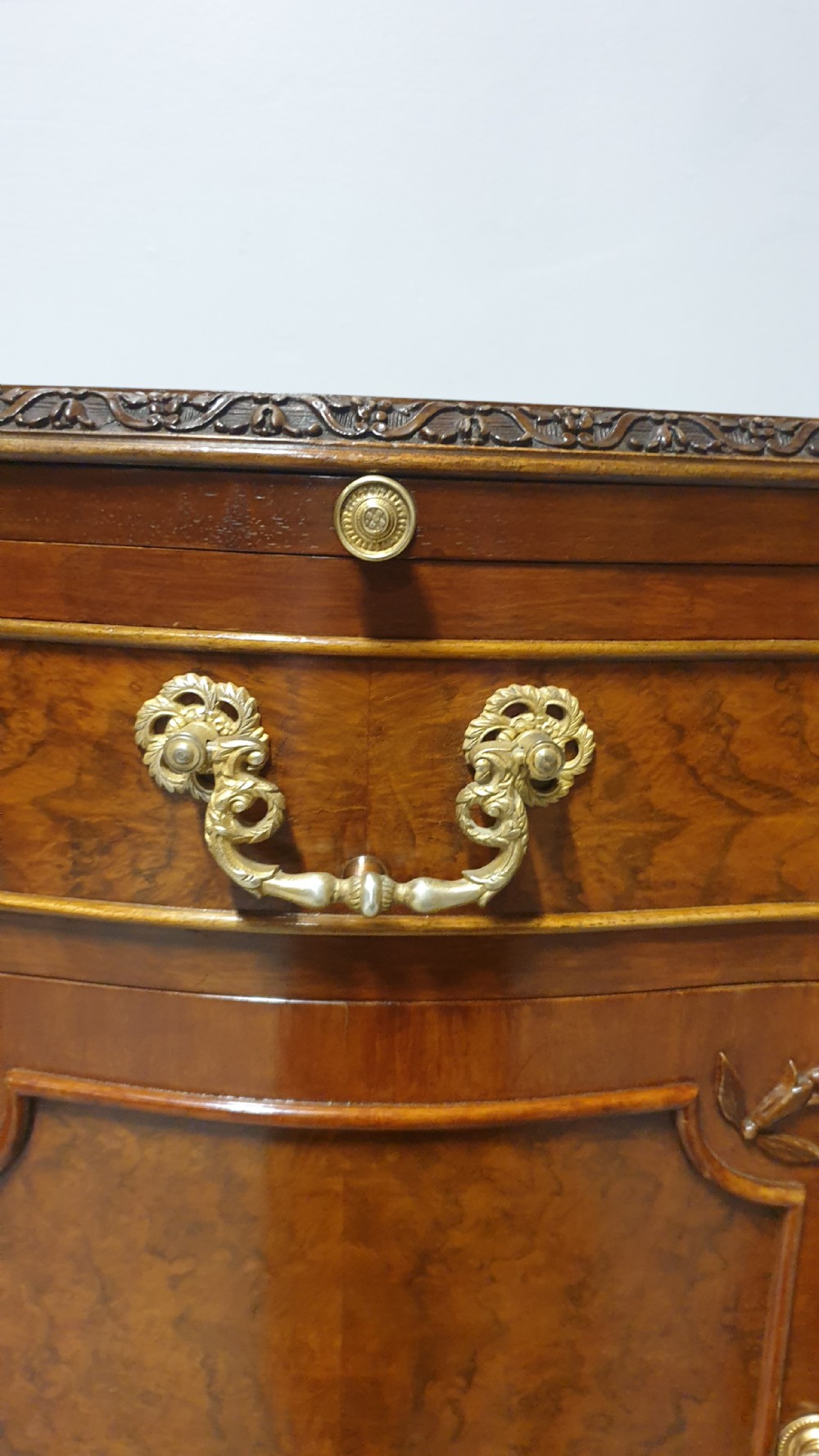 Top Quality Burr Walnut Bedside Lamp Cabinets View IX